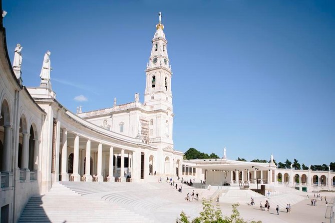 Fátima and Coimbra Full Day Tour With Optional Lunch - Common Questions