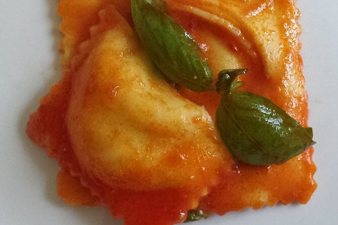 Fresh Pasta Cooking Class and Dinner With a Naples Chef - Interact With Fellow Travelers