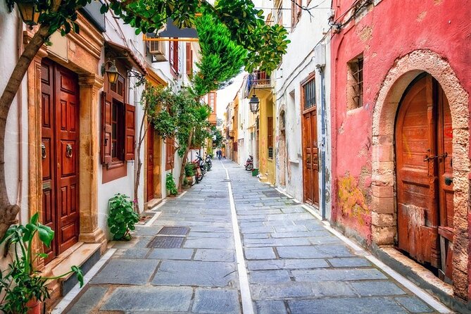 From Chania : Knossos Palace & Archeological Museum Tour - Opening Hours and Dates