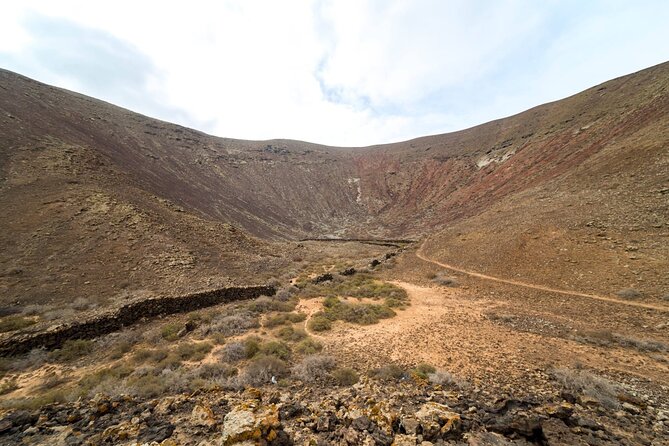 Fuerteventura 4x4 Tour and Lobos Island Catamaran Trip With Lunch - Booking and Pricing Information