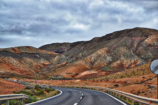 Fuerteventura Tour From Lanzarote - Common Questions