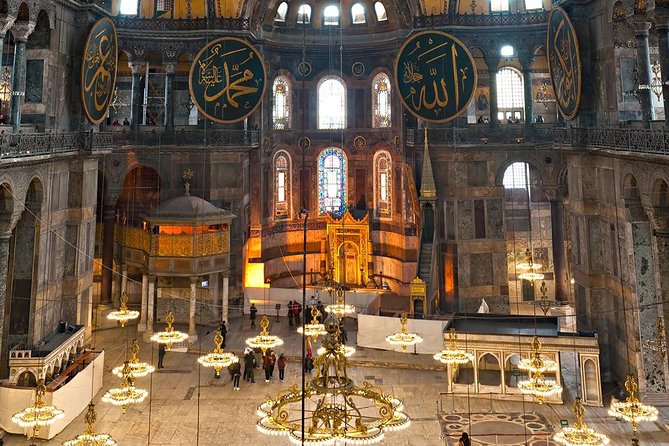 Full Day: Classic Istanbul Tour Including Blue Mosque, Hippodrome, Hagia Sophia and Topkapi Palace - Future Bookings and Customer Service