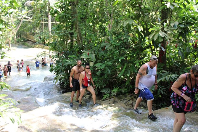 Full-Day Tour of Blue Hole and Dunns River Falls With Pick up - Safety Guidelines and Recommendations