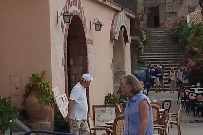 Godfather Guided Private Tour With Visit to Two Other Countries - The Sum Up