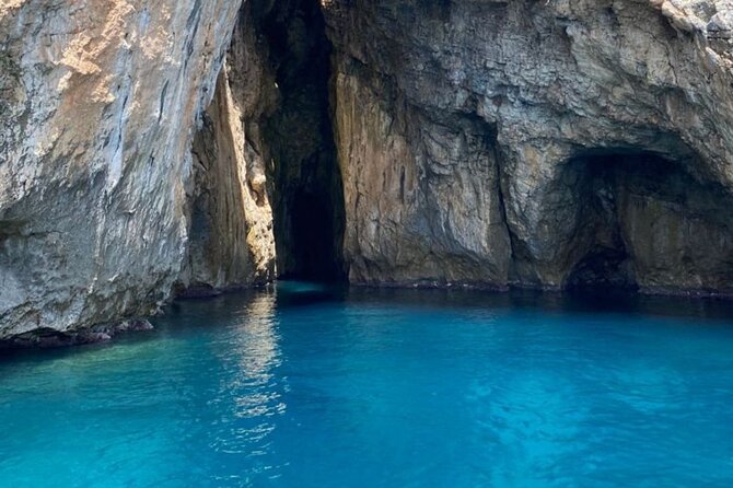 Guided Tour of the Adriatic or Ionian Caves of 1 Hour and 30 Minutes - Traveler Photos and Reviews