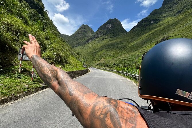 Ha Giang Tour 2 Days 1 Night, English Speaking Guide - English Speaking Guide