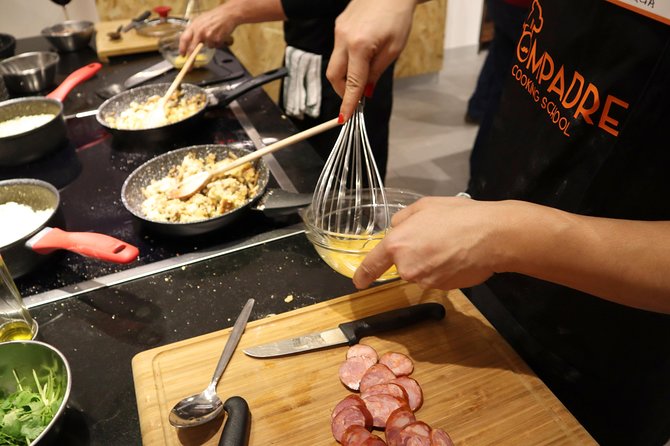 Hands on Portuguese Cooking Class in Lisbon - Meeting and Pickup Information