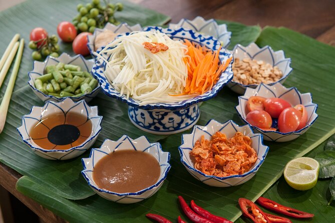 Hands-on Thai Cooking Class & Market Tour in Sukhumvit - Tips for a Successful Cooking Class Experience