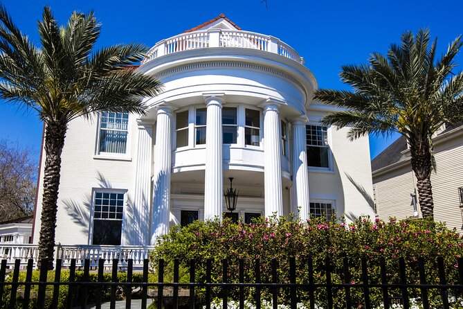 Henleys Private Tours - Guest Say "Best Tour of New Orleans" - Pickup and Transportation