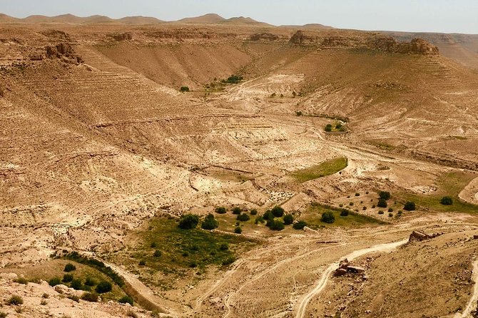 Hiking in the Berber Villages of Southern Tunisia - Tips for a Memorable Hiking Adventure