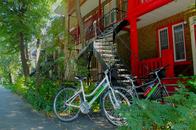 HIstorical Lower Town & Neighborhood Private Bike Tour - Explore the Bike-Friendly Lower Town District