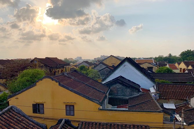 Hoi an by Night With Boat Trip and Foot Massage - Common Questions