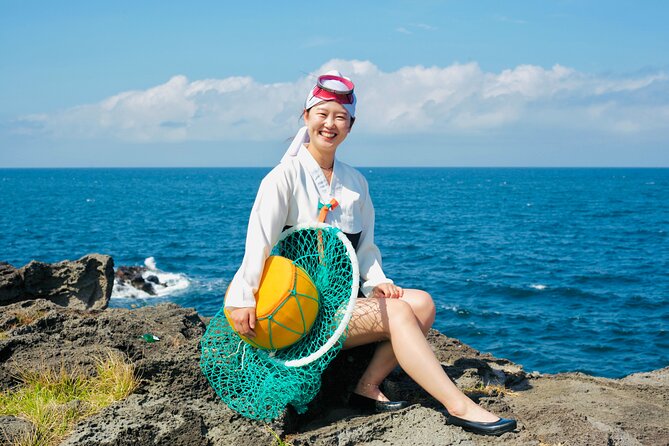 [Jeju] Private Photoshoot With Traditional Pearl Diver Haenyeo Costume - What to Expect