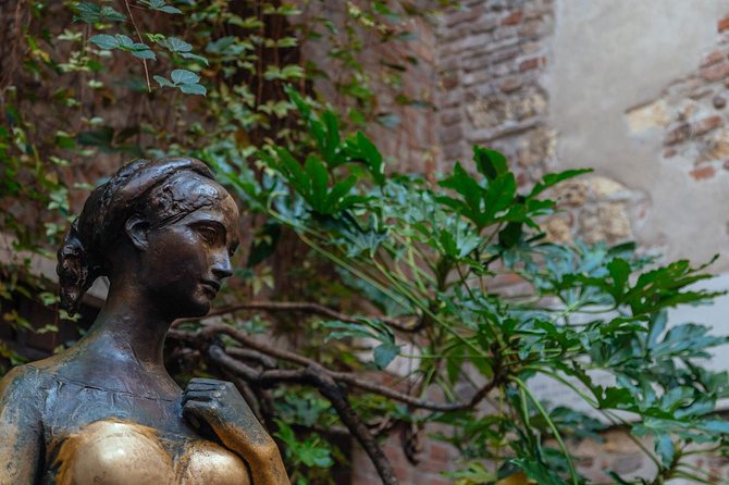Juliets House & Surroundings of Verona Private Tour With Locals - Common Questions