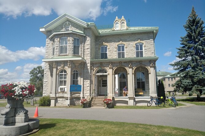Kingston Bike Tours - Well-Paced Biking Route