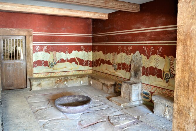Knossos-Arch.Museum-Heraklion City - Full Day Private Tour From Chania - Common Questions