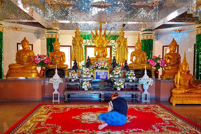 Local Temples and Traditional Market - Tips for Visiting the Temples and Market