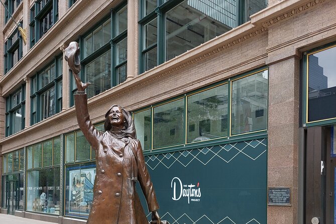 Minneapolis Tour - Skyscrapers to City Parks - Walking/Driving - Common Questions