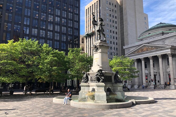 Montréal Scavenger Hunt and City Highlights Walking Tour - Reviews and Pricing