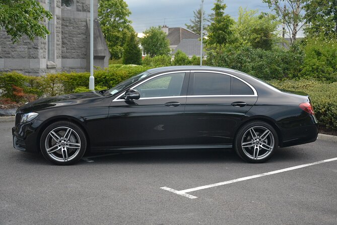 Muckross Park Hotel & Spa To Shannon Airport SNN Private Chauffeur Transfer - WiFi, Private Transportation, and Service Stop