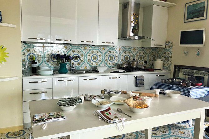 Naples Pizza-Making Lesson Plus Dinner - Common Questions