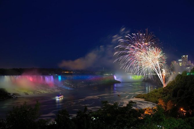 Niagara Falls Canadian Side Evening Fireworks Tour From the USA - The Sum Up