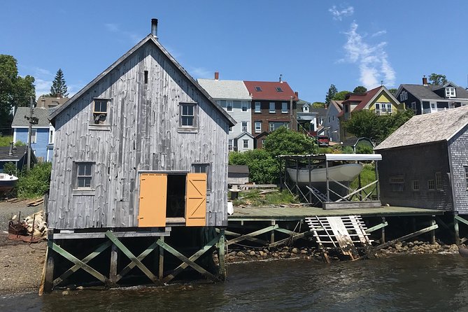 Nova Scotia Day Tour - Visit Peggys Cove, Lunenburg, and the Annapolis Valley. - Common Questions