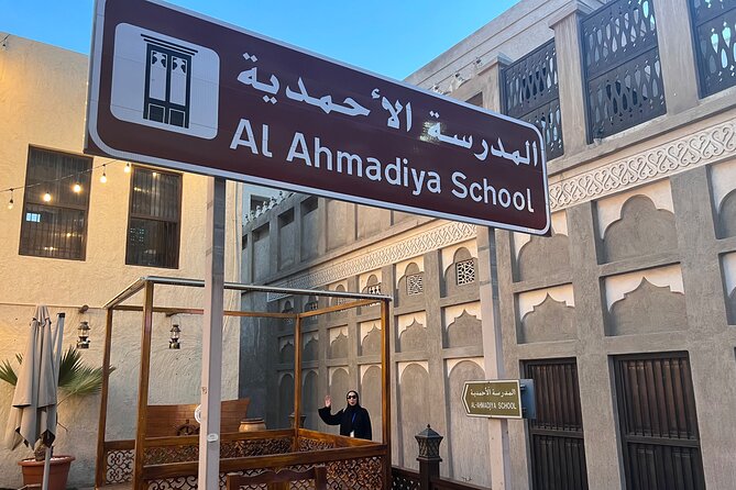 Old Dubai Walking Tour Al Fahidi Abra and Souqs - Tour Duration and Meeting Point