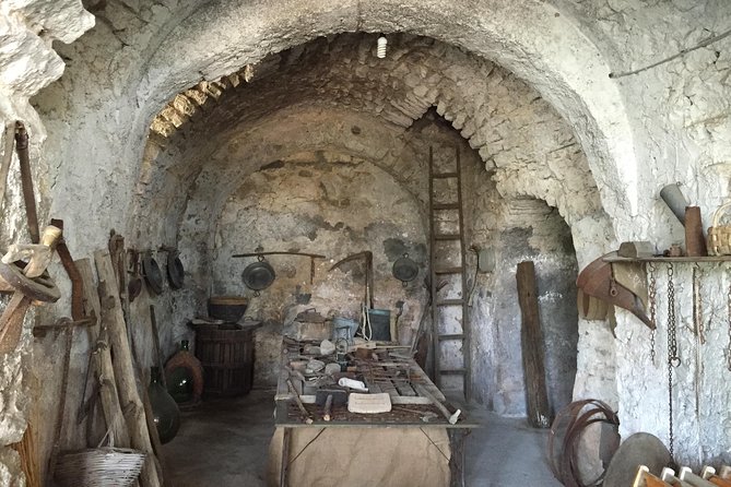 Pompeii-Wine Tasting Tour From Sorrento, Licensed Guide Included - Common Questions
