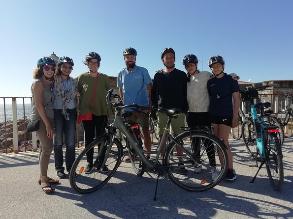 Porto: 3-Hour Old Town & Riverside Bike Tour - Guided Experience - Whats Included