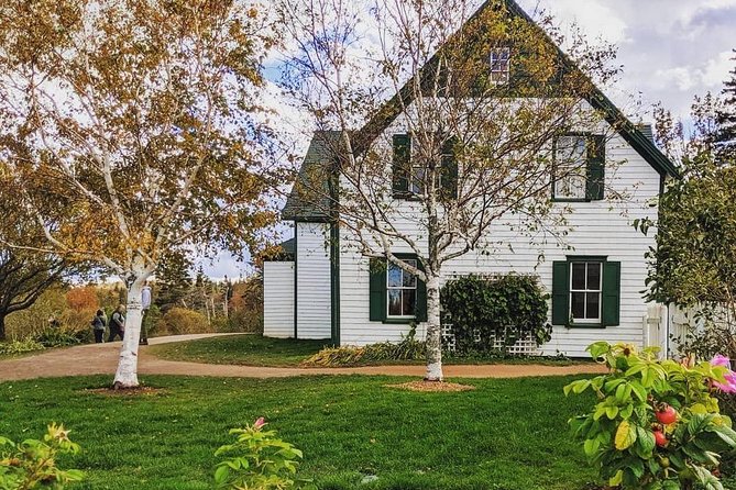 Prince Edward Island Private Full-Day Sightseeing Tour  - Charlottetown - Common Questions