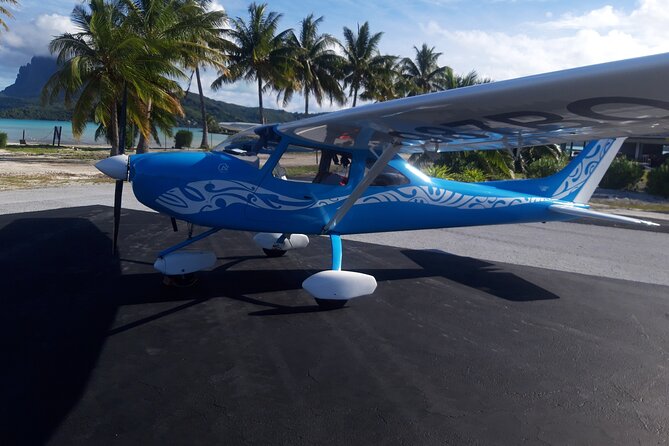 Private 30-Minute Flight Downwind of Huahine - Good To Know