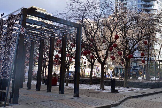 Private 45-Minute Audio-Tour: Toronto's Yorkville-Bloor - The Sum Up