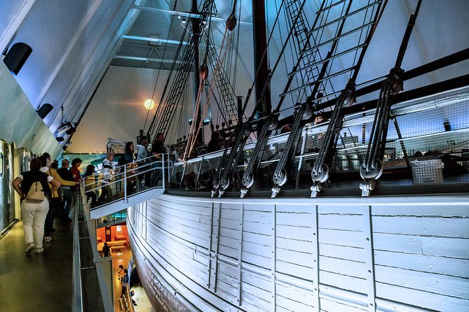Private 5-Hrs Oslo Exclusive Driverguide Luxury Limo/Van-Tour Incl Museums - The Sum Up