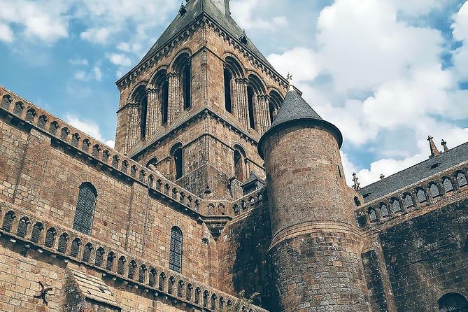 Private 9-Hour Tour to Mont St-Michel From Le Havre - The Sum Up