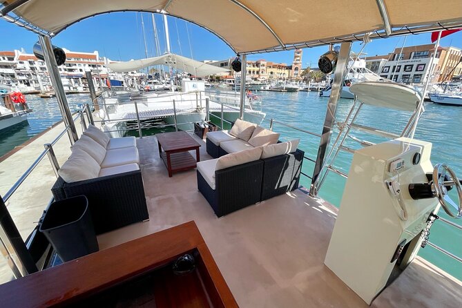 Private Boat Tour With Snorkeling for 6 Pax Cabo San Lucas - Common Questions