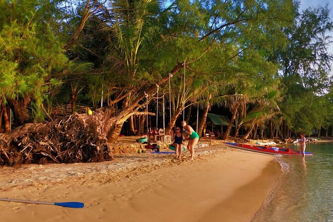 [Private Charter] SEA-KAYAKING Along HALF-MOON BAY & SUNSET DRIFTING & DINNER - The Sum Up
