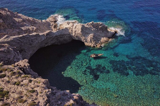 Private Cruise: MYKONOS – ANTIPAROS – DESPOTIKO – PANTERONISIA