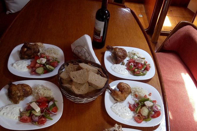 Private Full-Day Cruise in Greece With Lunch - Family-Friendly Features of the Cruise