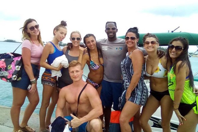 Private Half-Day Boat Charter With Drinks and Snacks  - Nassau - The Sum Up