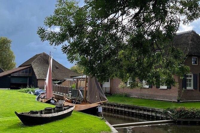 Private Self Guided Walking Tour in Giethoorn With Your Phone - Additional Information