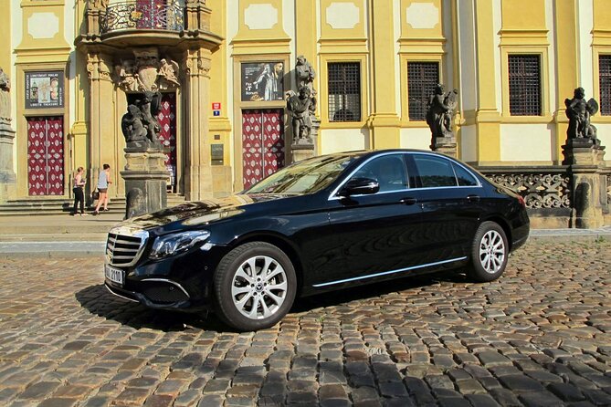 Private Transfer to Prague From Passau - Common Questions