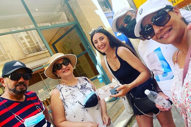 Private Walking & Wine Tasting Tour of Bordeaux With Local Sophia - Meeting Point Details and Start Time