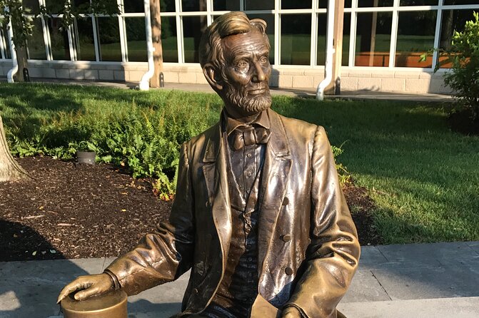 Private Washington to Gettysburg Tour by Luxury Car - Common Questions