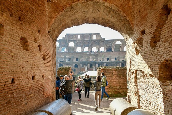 Self Guided Audio Tour-Coliseum & the Gladiators Legends - Historical Significance