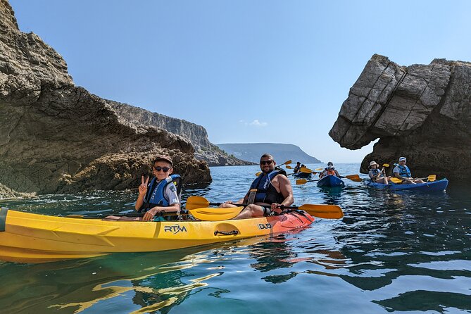 Sesimbra : Guided Kayak Tour in Arrábida Natural Park & Caves - The Sum Up