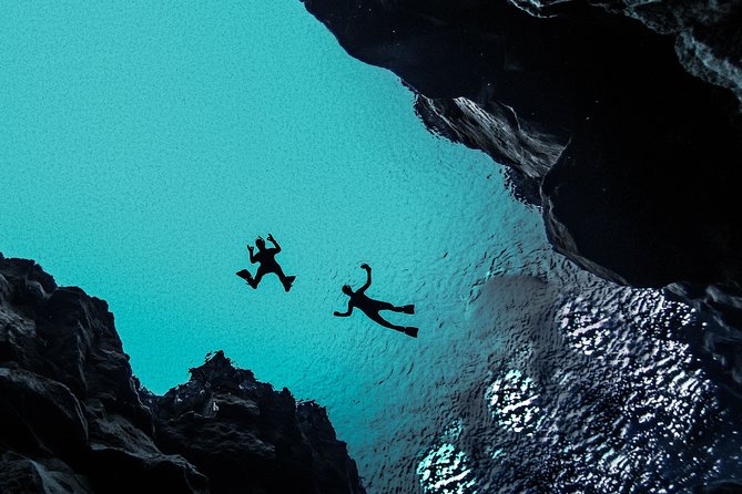 Silfra Drysuit Snorkeling Tour With Underwater Photos - From Reykjavik - What to Expect During the Snorkeling Tour