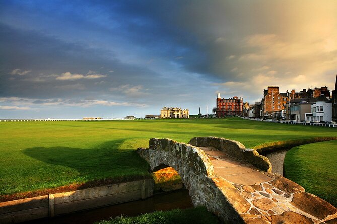 St Andrews Small Group Luxury Day Tour From Edinburgh - Private Tour Option to Skip Public Transportation