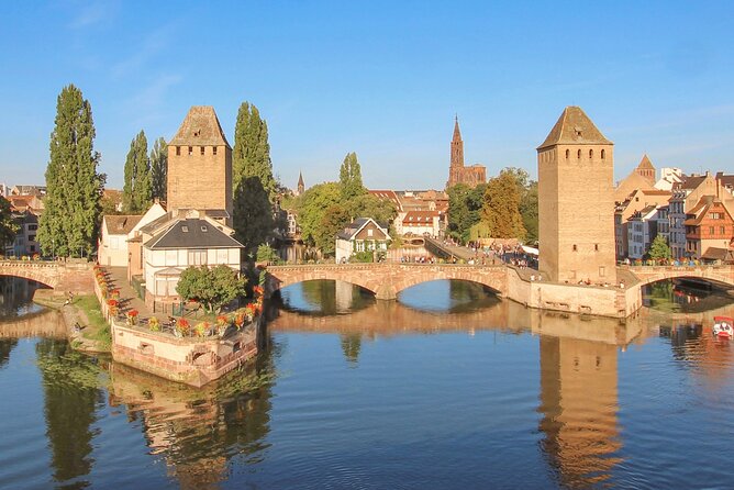 Strasbourg Scavenger Hunt and City Highlights Walking Tour - Scavenger Hunt Experience