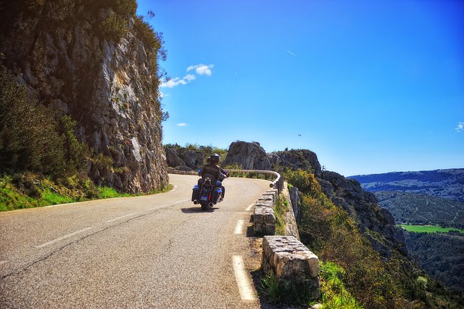Stroll on a Harley Davidson, Full Day Passenger Duet With Your Guide - Unleash Your Inner Biker and Embark on an Unforgettable Journey